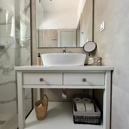 Mouzas Apartament