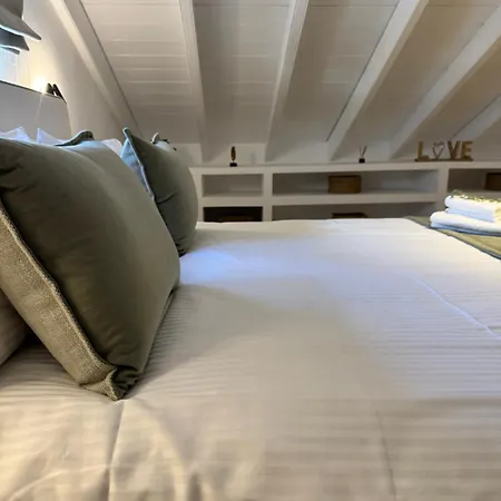 Mouzas Appartement *